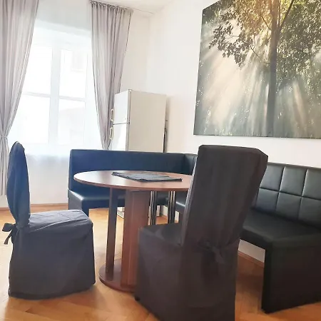 Apartment-Mit-1-Schlafzimmer